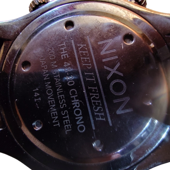 Nixon Keep It Fresh Divers Watch - Picture 3 of 4